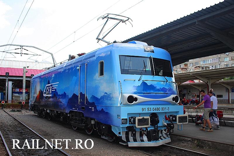 9.TransMontana standing at the end of the 5th line in Gara de Nord of Bucharest.jpg (104.88 KiB) Vizualizat de 23524 ori 9.TransMontana standing at the end of the 5th line in Gara de Nord of Bucharest.jpg