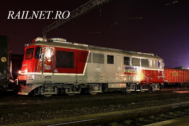 60-1185-7 modernizata Promat demareaza incet si lasa in urma liniile Chitilei....jpg (99.44 KiB) Vizualizat de 8986 ori 60-1185-7 modernizata Promat demareaza incet si lasa in urma liniile Chitilei....jpg