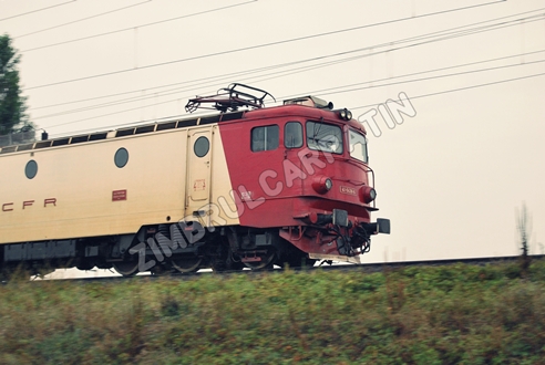 loc+Picture 328-tile.jpg