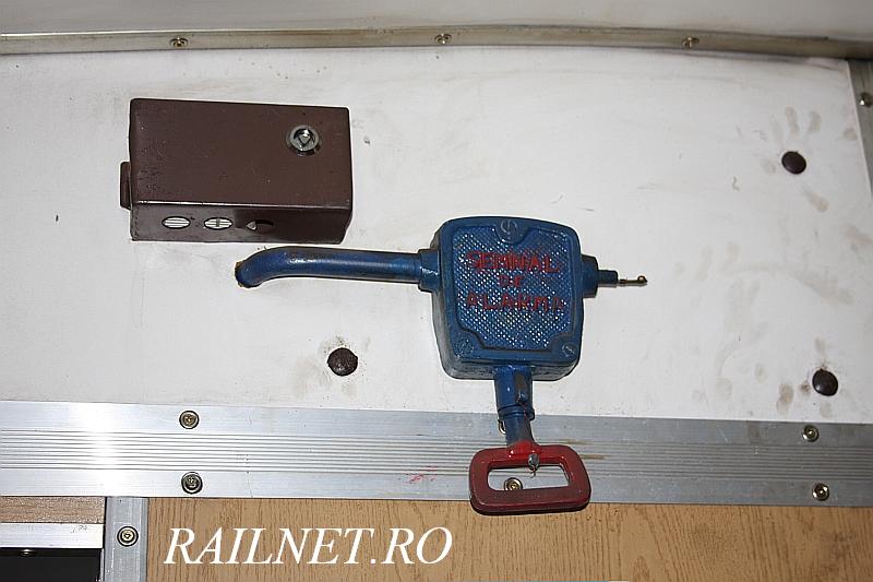 Semnal de alarma plasat in primul saloon.JPG (71.51 KiB) Vizualizat de 28940 ori Semnal de alarma plasat in primul saloon.JPG