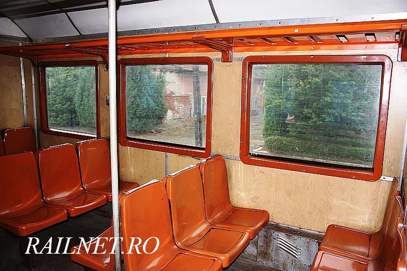 Din nou acelasi aranjament al scaunelor.JPG (111.72 KiB) Vizualizat de 28945 ori Din nou acelasi aranjament al scaunelor.JPG