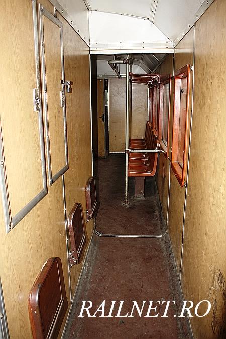 Privire in sens opus a holului intermediar.JPG (75.1 KiB) Vizualizat de 28935 ori Privire in sens opus a holului intermediar.JPG