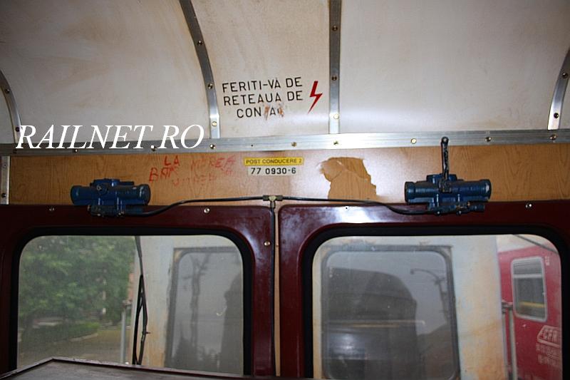 Imagine de ansamblu a stergatoarelor si ferestrelor cabinei.JPG (61.11 KiB) Vizualizat de 28939 ori Imagine de ansamblu a stergatoarelor si ferestrelor cabinei.JPG