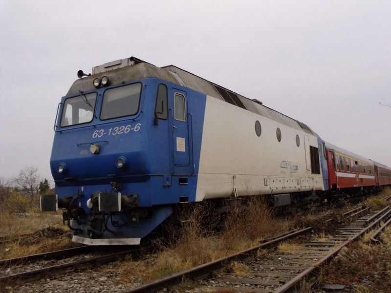 63-1326-6 repartizata la P 7033 Bucuresti Nord - Urziceni, 10.11.2011.jpg