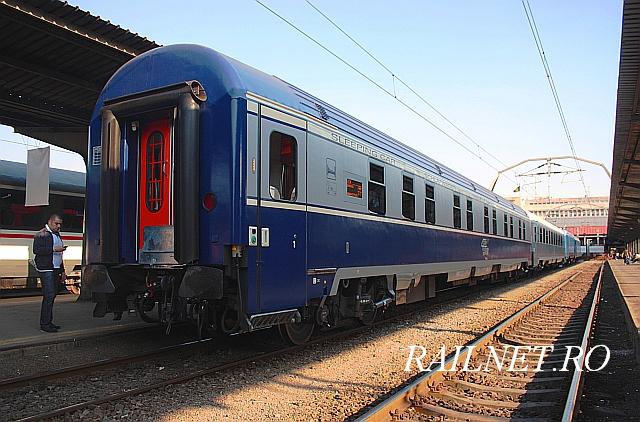 Vagon seria 70-91 la 'Zilele Feroviare 2011'.jpg (73.41 KiB) Vizualizat de 211995 ori Vagon seria 70-91 la 'Zilele Feroviare 2011'.jpg