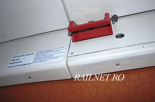 Semnal de alarma de pe holul de serviciu.jpg (39.7 KiB) Vizualizat de 211995 ori Semnal de alarma de pe holul de serviciu.jpg