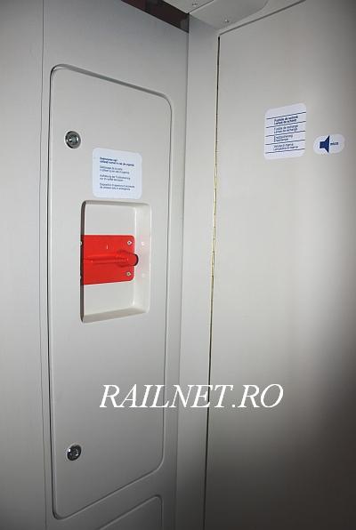 Maneta blocare usi intercomunicatie.jpg (28.93 KiB) Vizualizat de 211995 ori Maneta blocare usi intercomunicatie.jpg