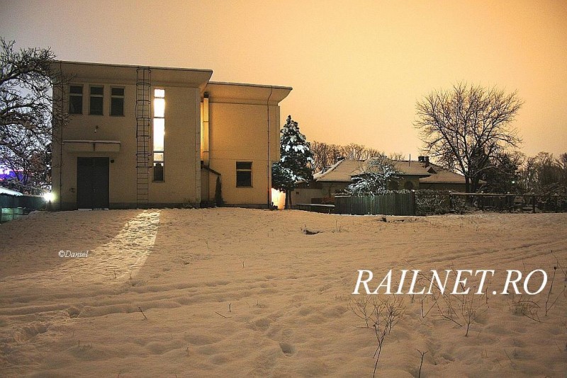 Cele doua cladiri ale statiei Voluntari vazute din spate.jpg (175.62 KiB) Vizualizat de 20933 ori Cele doua cladiri ale statiei Voluntari vazute din spate.jpg