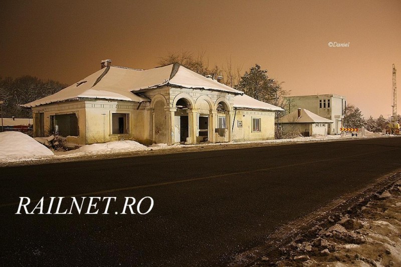 Fosta cladire a Garii Otopeni dezafectata in 2008.jpg (159.32 KiB) Vizualizat de 22436 ori Fosta cladire a Garii Otopeni dezafectata in 2008.jpg