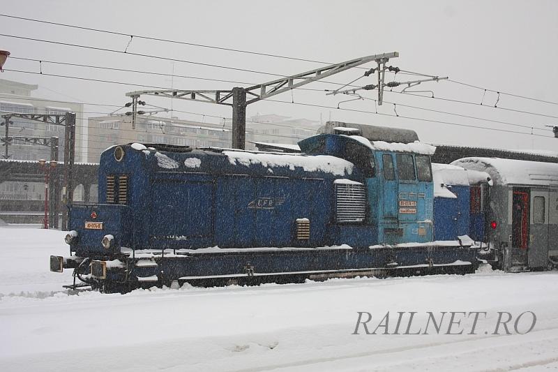 Masina 80-0174-5 a depoului Ploiesti la linia 5 Gara de Nord.jpg