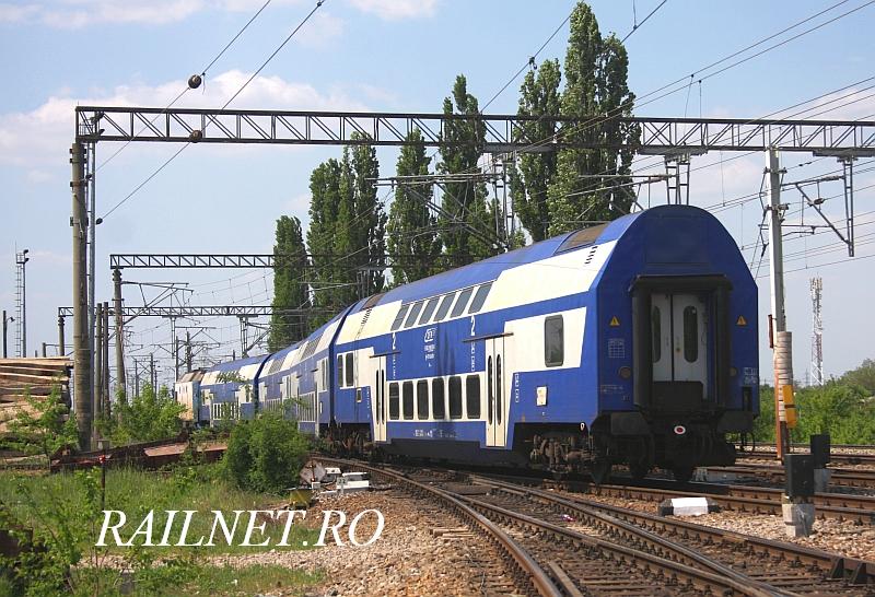 Compunerea trenului IR 1783 Bucuresti Nord - Pietrosita este formata din 4 vagoane seria 26-16.jpg