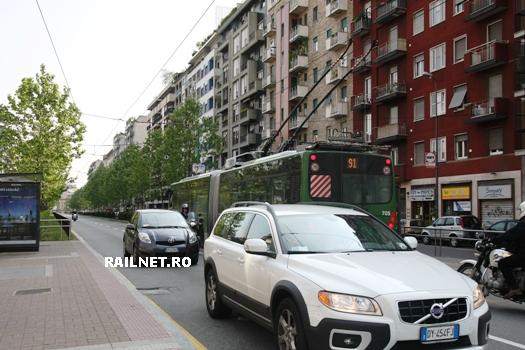 In final s-a inscris pe culoarul lui pierzandu-se in trafic....jpg