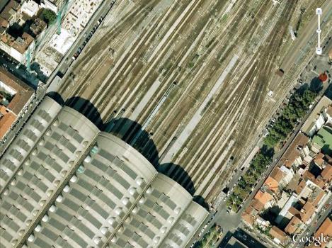 Liniile Stazione Centrale sursa GoogleEarth.JPG
