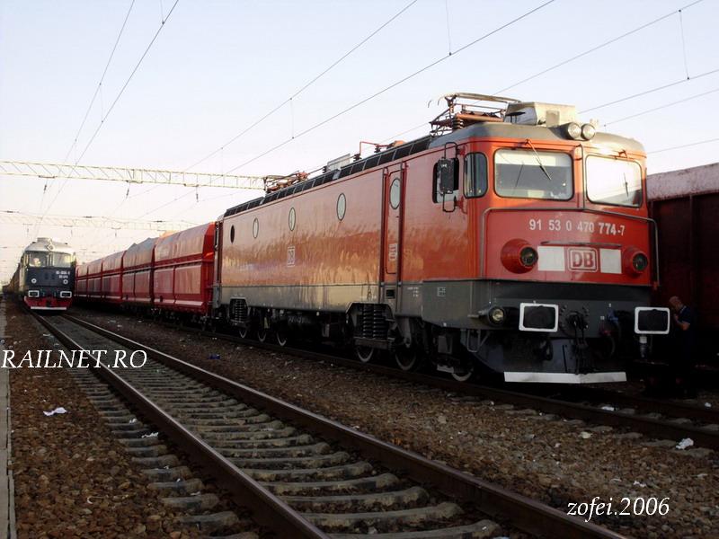 47-0774-7 sosita impreuna cu BR 110 dupa racordul Rudeni, posbil sa fi venit de la Bucuresti Progresu, 24.09.2012.jpg