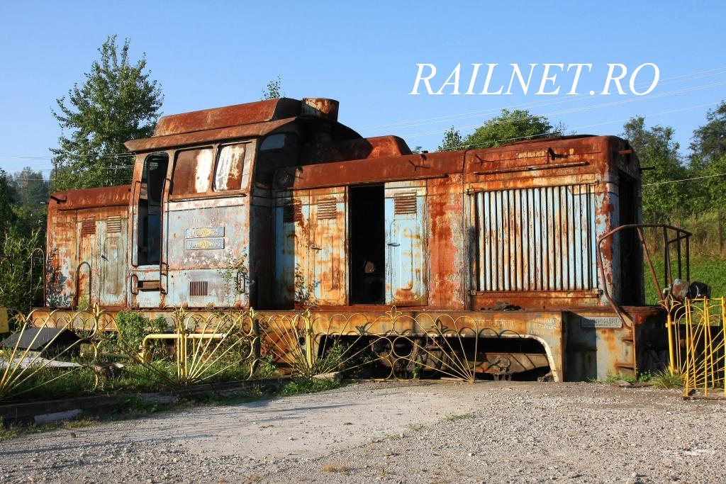 Masina 725 ce a apartinut Combinatului de Utilaje Cluj Napoca asteapta reconditionarea.jpg (180.53 KiB) Vizualizat de 2911 ori Masina 725 ce a apartinut Combinatului de Utilaje Cluj Napoca asteapta reconditionarea.jpg