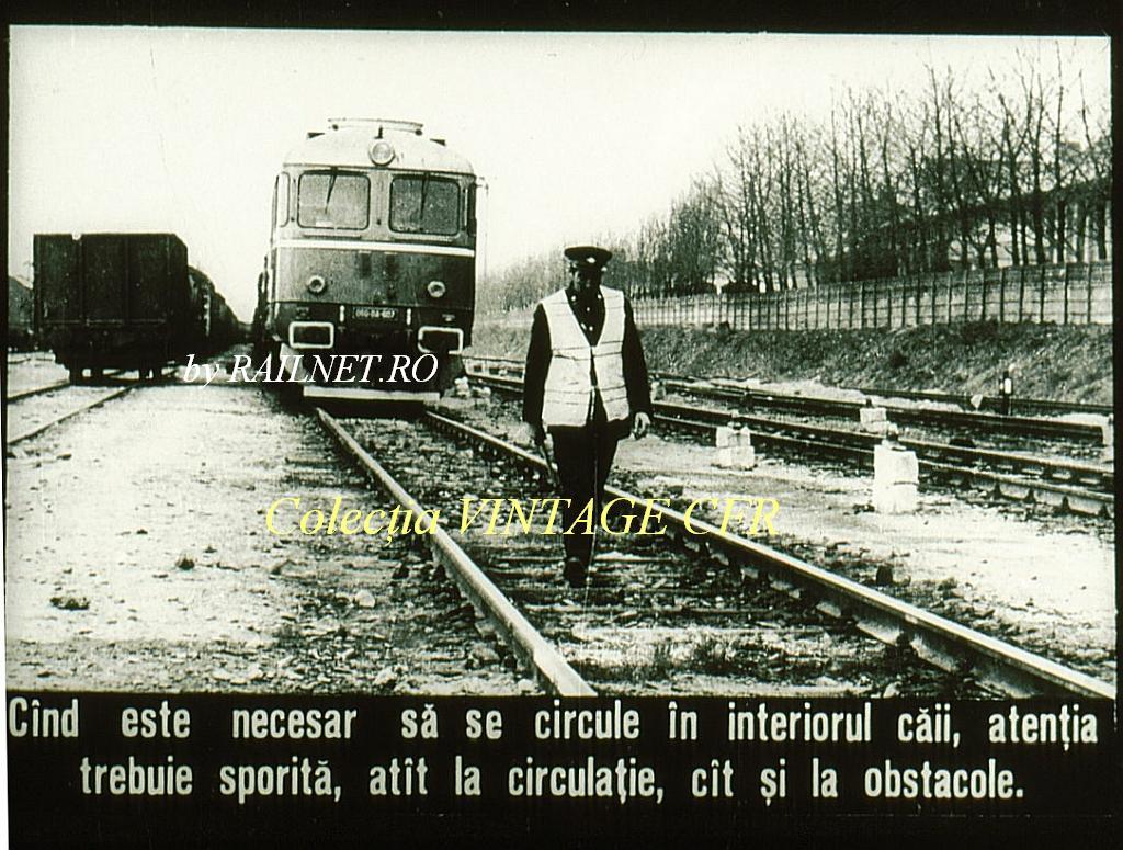 23.When walking inside the railway perimetre is necessary, the attention must increase, both on the traffic and the obstacles.jpg (169.27 KiB) Vizualizat de 39841 ori 23.When walking inside the railway perimetre is necessary, the attention must increase, both on the traffic and the obstacles.jpg