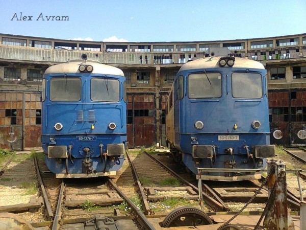 Sulzerele 1376 si 763 se odihnesc in depoul Fetesti.jpg (559.07 KiB) Vizualizat de 92199 ori Sulzerele 1376 si 763 se odihnesc in depoul Fetesti.jpg