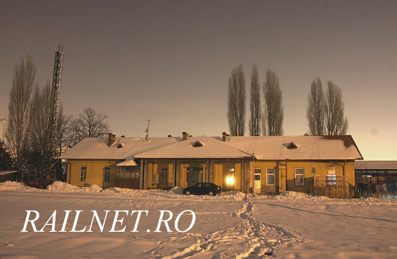 Cladirea statiei CF Bucuresti Cotroceni.jpg (69.79 KiB) Vizualizat de 14001 ori Cladirea statiei CF Bucuresti Cotroceni.jpg