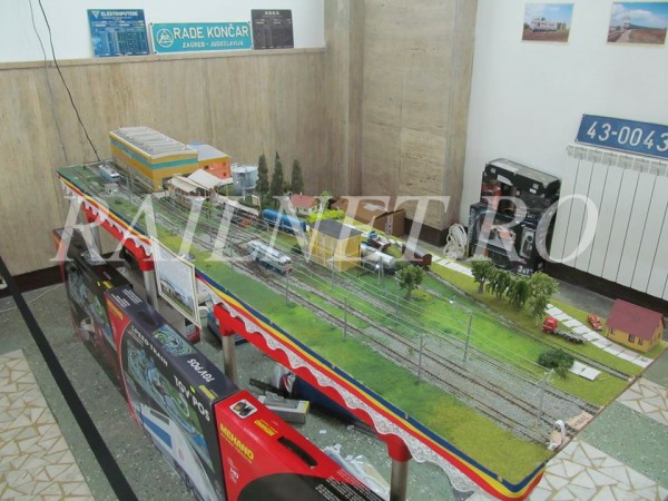 Capodopera de 1500 de euro.jpg (445.91 KiB) Vizualizat de 56235 ori Capodopera de 1500 de euro.jpg