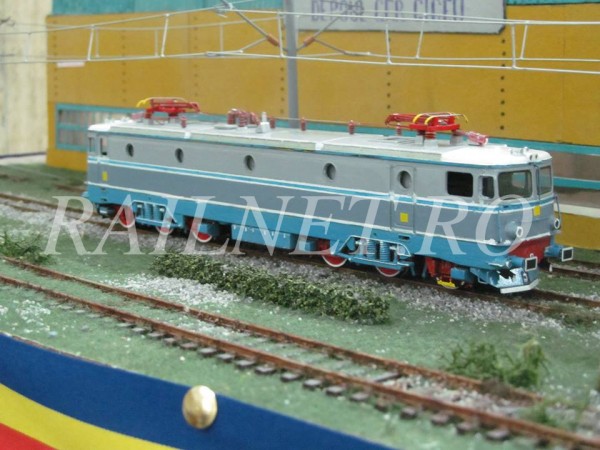 In ce hal arata biata locomotiva....jpg (404.25 KiB) Vizualizat de 60075 ori In ce hal arata biata locomotiva....jpg