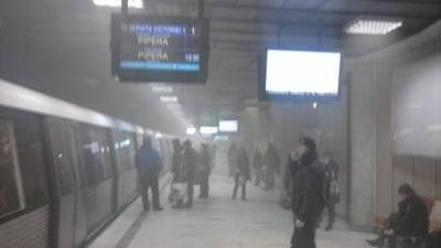 Incendiu-la-statia-de-metrou-Piata-Victoriei.jpg