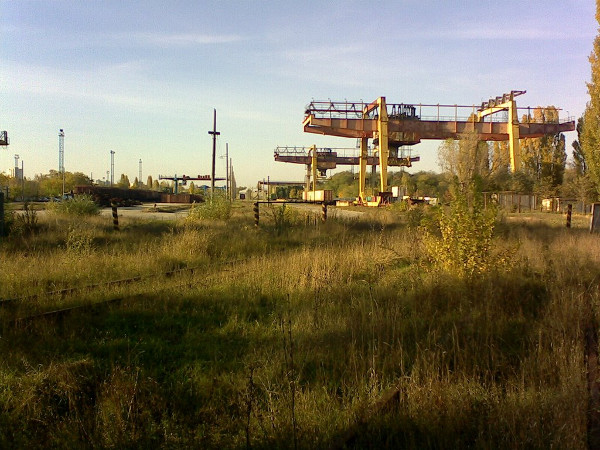 Statie transcontainere.jpg