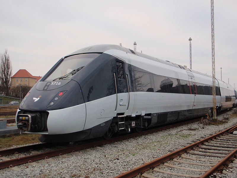 DSB_IC2_MP_5716_in_Aarhus.JPG (86.61 KiB) Vizualizat de 14580 ori DSB_IC2_MP_5716_in_Aarhus.JPG