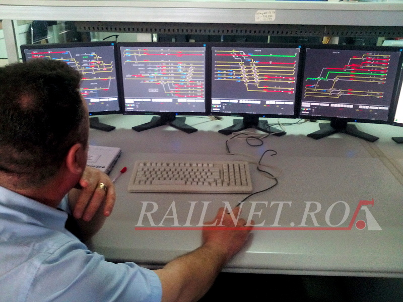 Pupitru de comanda CE.jpg (213.78 KiB) Vizualizat de 28058 ori Pupitru de comanda CE.jpg