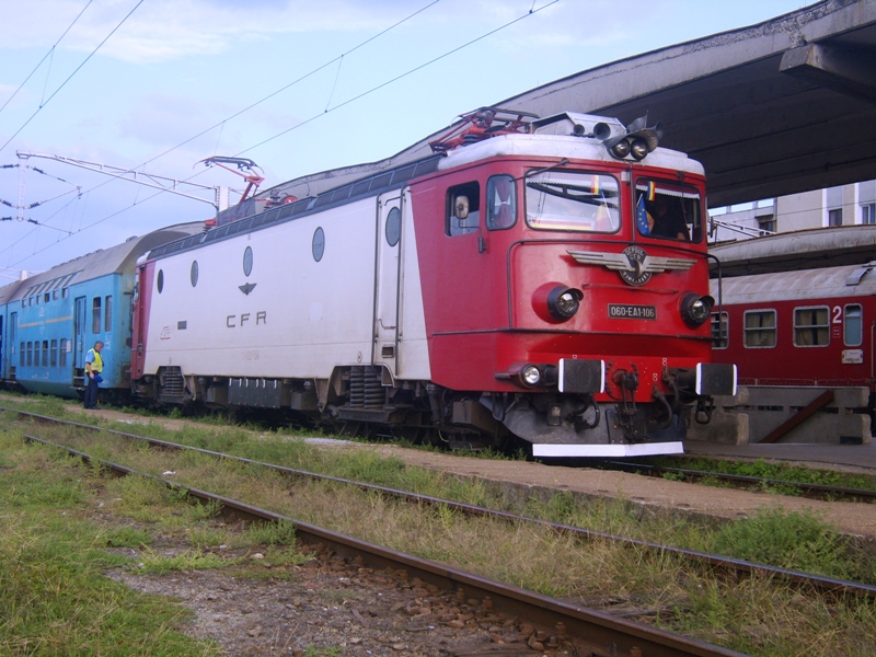 SS100689.JPG