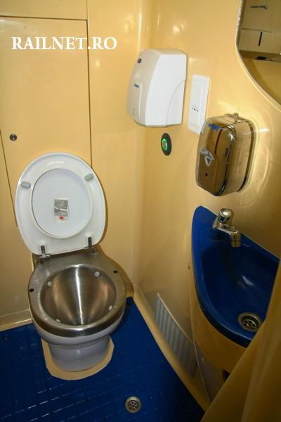 Vasul toaletei cu dus.jpg (36.03 KiB) Vizualizat de 4955 ori Vasul toaletei cu dus.jpg