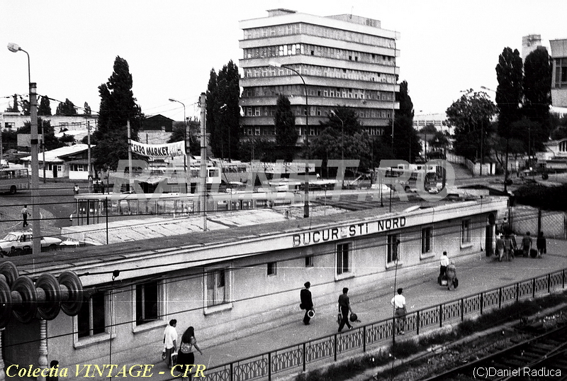 Vedere spre capatul de tramvaie Basarab.jpg