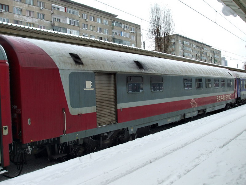 50 53 89-76 004-0, Bucuresti Nord, 08.02.2010.jpg