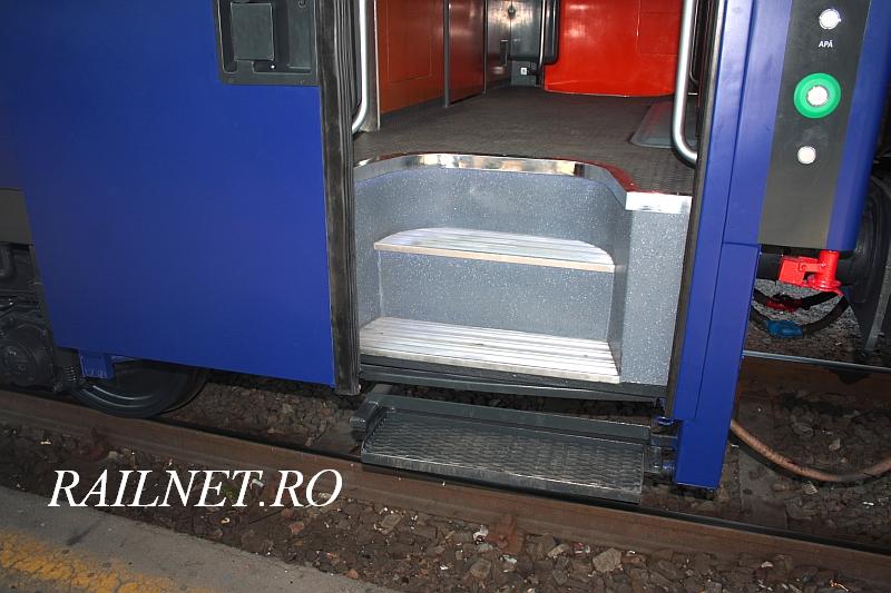 Detaliu trepte acces vagon.jpg (74.56 KiB) Vizualizat de 8475 ori Detaliu trepte acces vagon.jpg