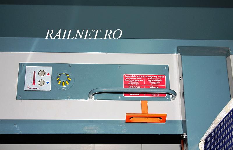 Semnal de alarma si reglaj clima in cabina de clasa 2a.jpg (57.79 KiB) Vizualizat de 8470 ori Semnal de alarma si reglaj clima in cabina de clasa 2a.jpg