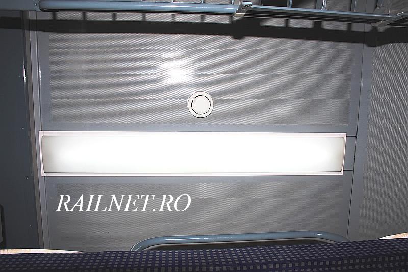 Corp iluminare si senzor de fum in tavanul cabinei de cl. 2a.jpg (87.37 KiB) Vizualizat de 8472 ori Corp iluminare si senzor de fum in tavanul cabinei de cl. 2a.jpg