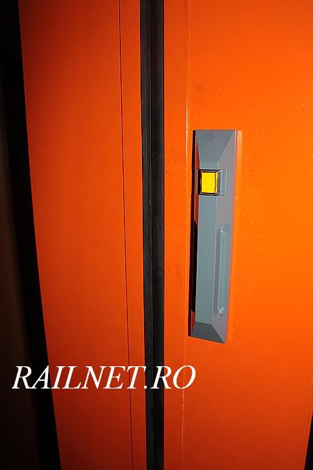 Detaliu buton deschidere usi intercomunicare.jpg (36.73 KiB) Vizualizat de 8460 ori Detaliu buton deschidere usi intercomunicare.jpg