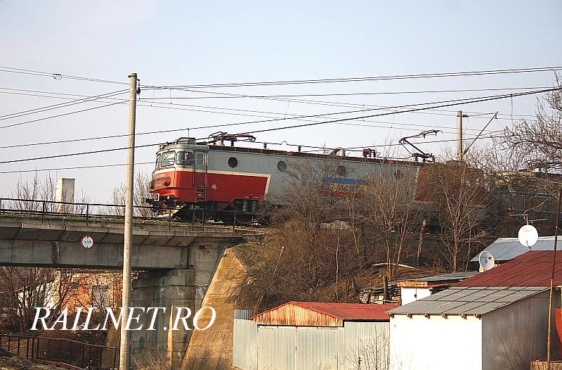 Dinspre M800 apare un tren....jpg (111.01 KiB) Vizualizat de 15069 ori Dinspre M800 apare un tren....jpg