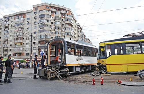 „Tramvaiele mortii”, precum cel care s-a rupt in doua pe Calea Rahovei, sunt intretinute de firma „Denis Technology”, a lui Sorin Gangler.jpg