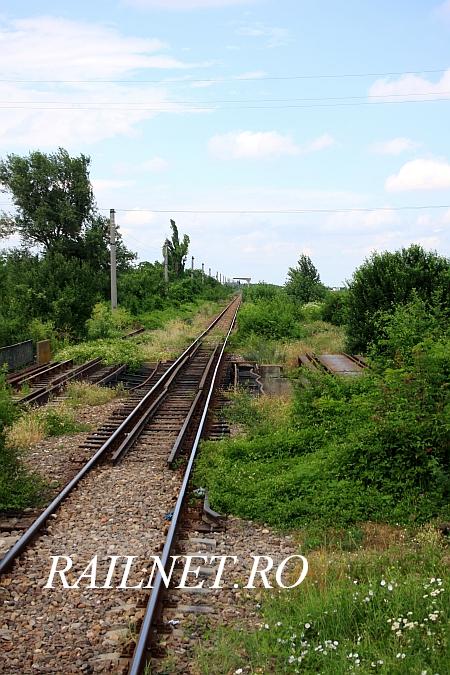 O imagine de ansamblu asupra podului cu cele trei cai de rulare..jpg (89 KiB) Vizualizat de 9782 ori O imagine de ansamblu asupra podului cu cele trei cai de rulare..jpg
