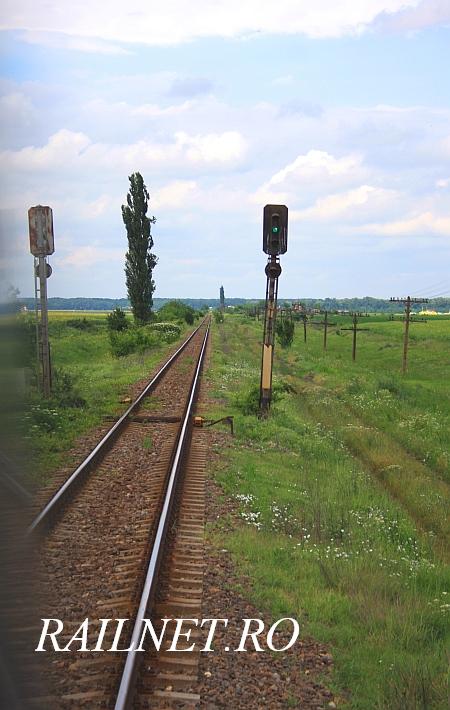 Semnale de trecere in zona Haltei Odaile.jpg (64.92 KiB) Vizualizat de 9782 ori Semnale de trecere in zona Haltei Odaile.jpg