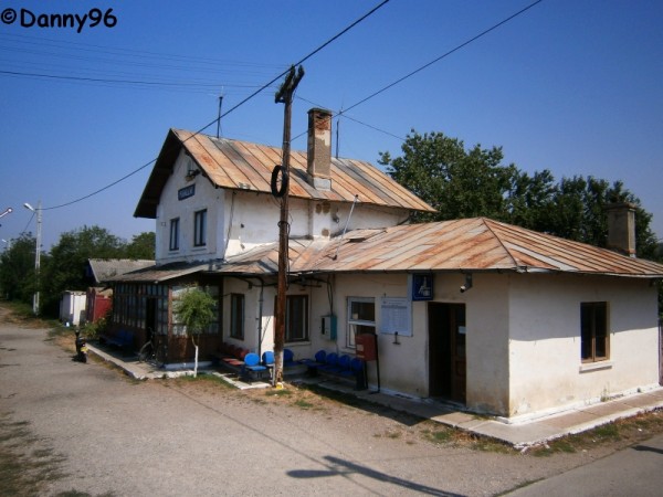 12.Gara Podoleni.jpg
