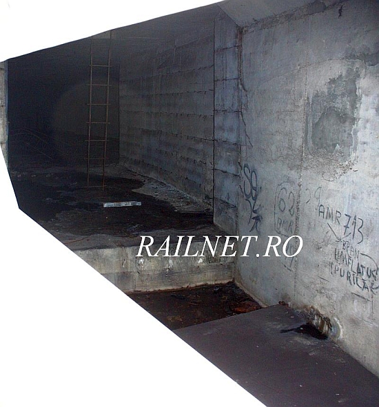 Galeria dinspre Basarab catre Gara de Nord 2 sens Y de mers.jpg