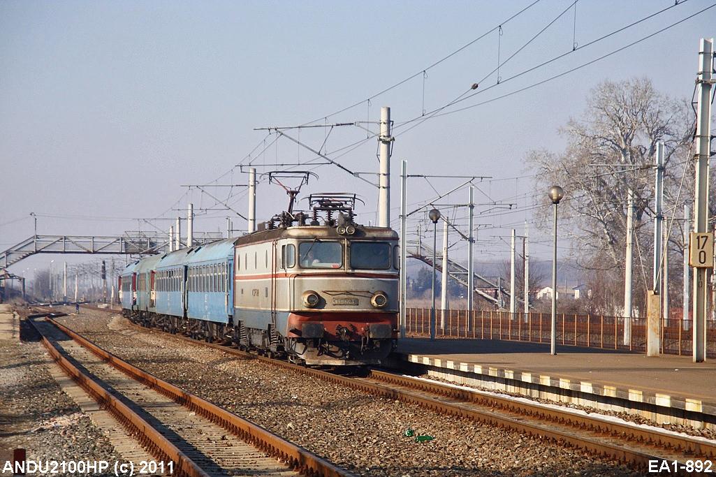 41-0892-4.jpg