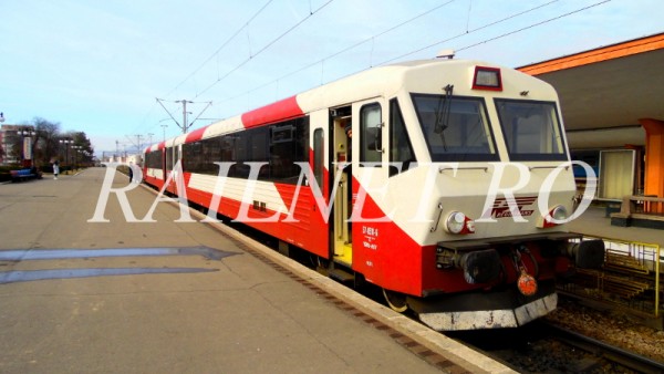 Automotor din Clasa 57 (fost Clasa 97) al regiotrans la linia 1 Brasov.JPG (364.5 KiB) Vizualizat de 12458 ori Automotor din Clasa 57 (fost Clasa 97) al regiotrans la linia 1 Brasov.JPG