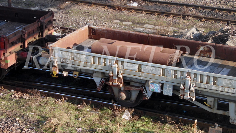 Contragreutati pentru balastarea vagonului.JPG (246.32 KiB) Vizualizat de 17600 ori Contragreutati pentru balastarea vagonului.JPG