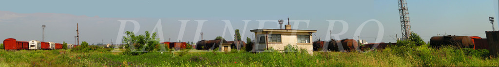 In stanga liniile merg catre Depoul Bucuresti Triaj, iar in dreapta catre Pajura.jpg (52.22 KiB) Vizualizat de 17530 ori In stanga liniile merg catre Depoul Bucuresti Triaj, iar in dreapta catre Pajura.jpg
