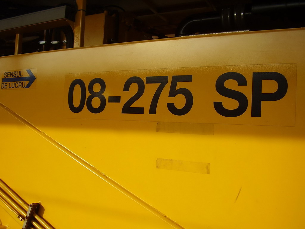 08275sp003hu8.jpg
